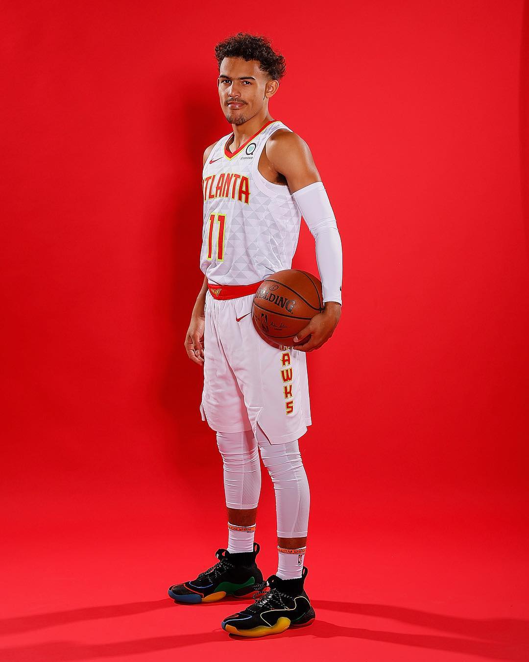 双方在换人 双方在换人